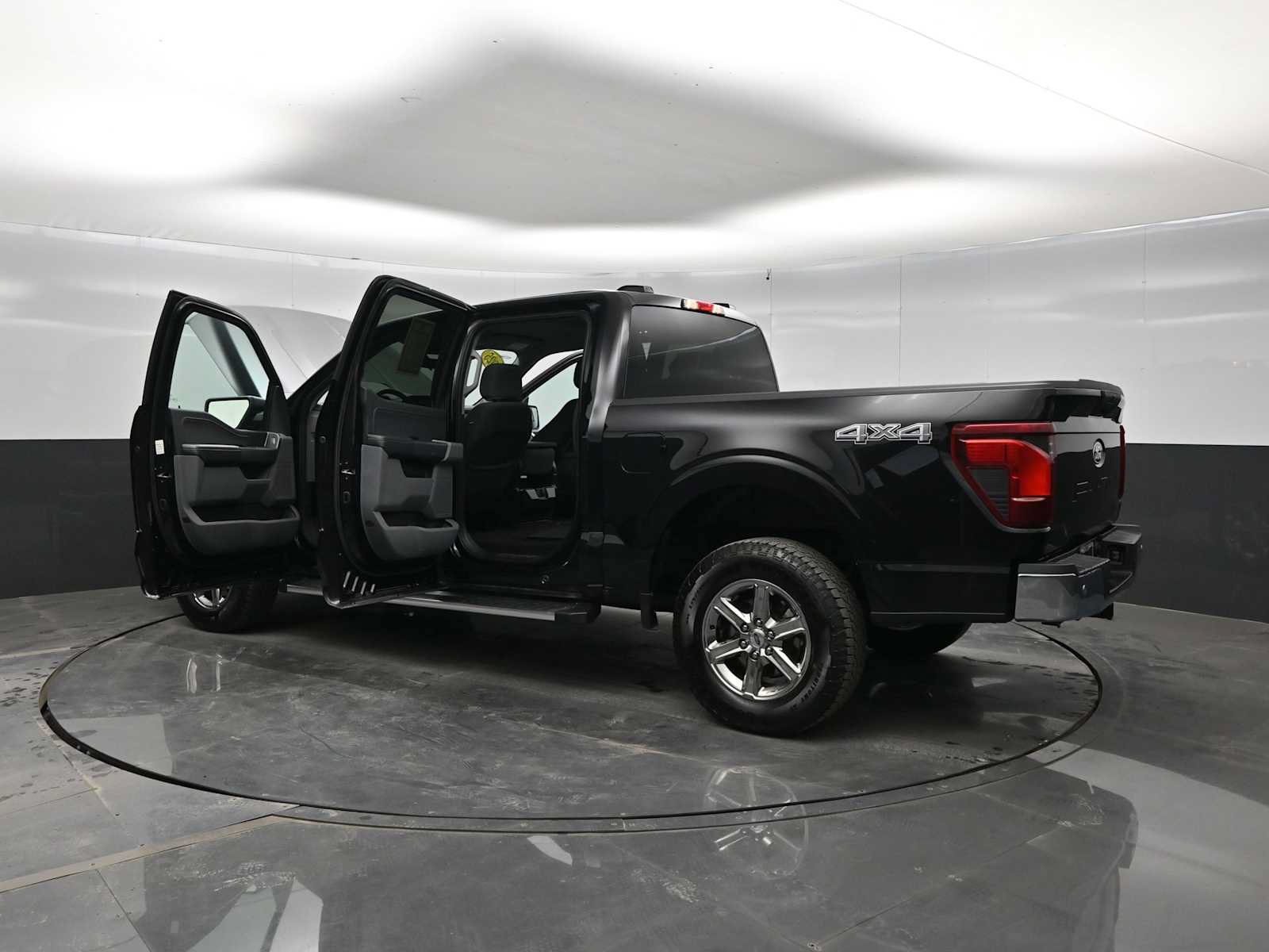 Used 2025 Ford F150 XLT w/ Equipment Group 301A Standard AWD/4WD image 48