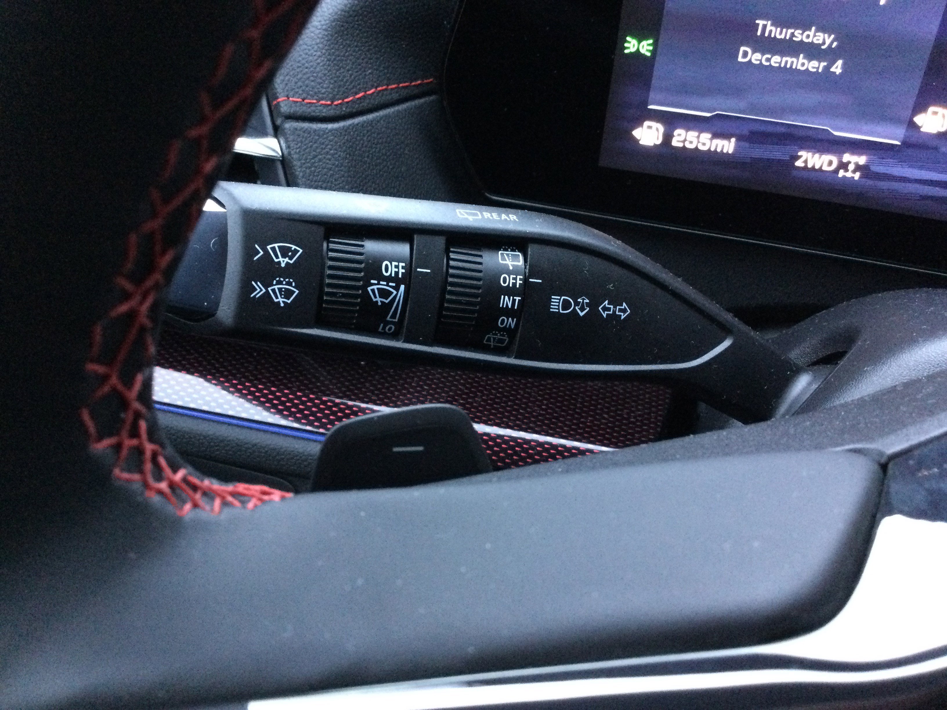 New 2026 Chevrolet Traverse RS w/ LPO, Floor Liner Package image 16