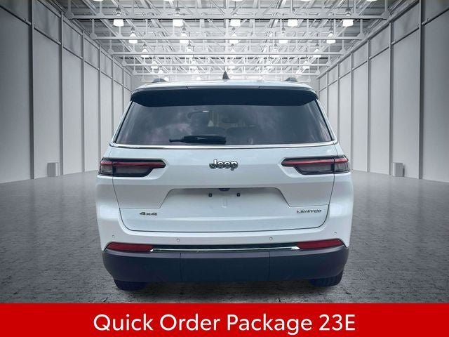 Used 2023 Jeep Grand Cherokee L Limited AWD/4WD image 9