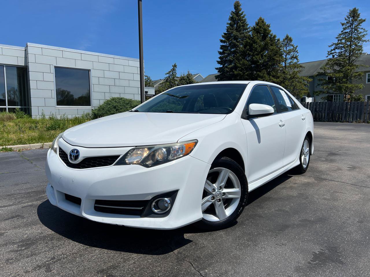 Used 2013 Toyota Camry SE