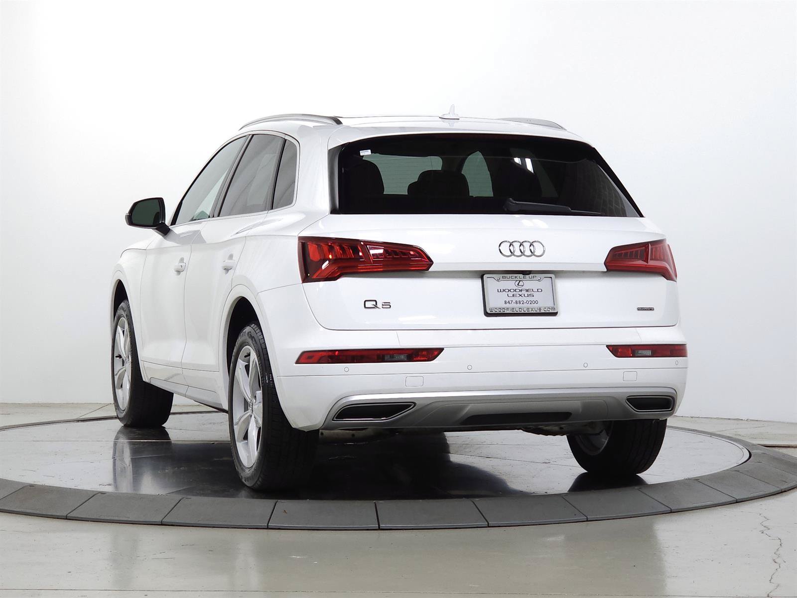 Used 2020 Audi Q5 2.0T Premium w/ Convenience Package AWD/4WD image 5