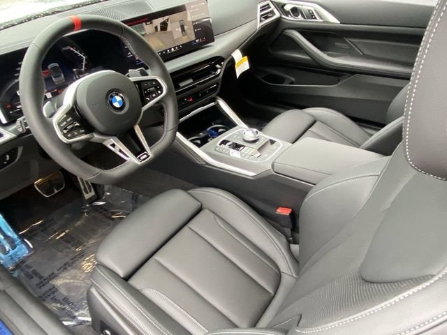 Used 2026 BMW M440i Convertible w/ Parking Assistance Package RWD image 17