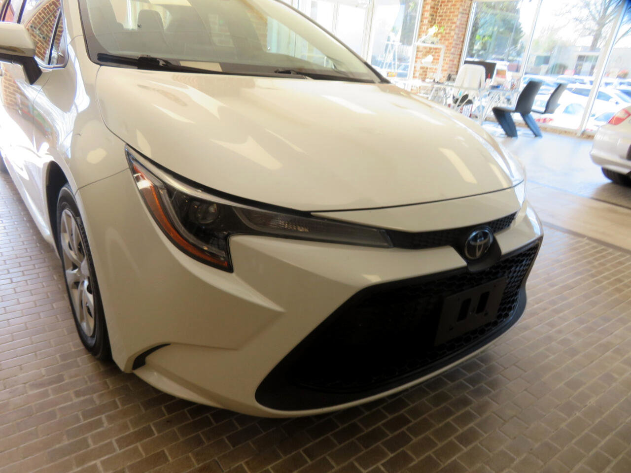 Used 2020 Toyota Corolla LE image 54