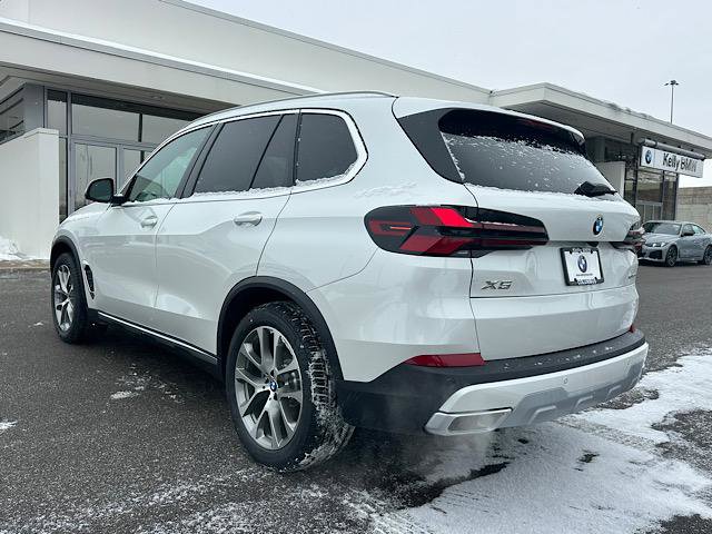 New 2026 BMW X5 xDrive40i image 3