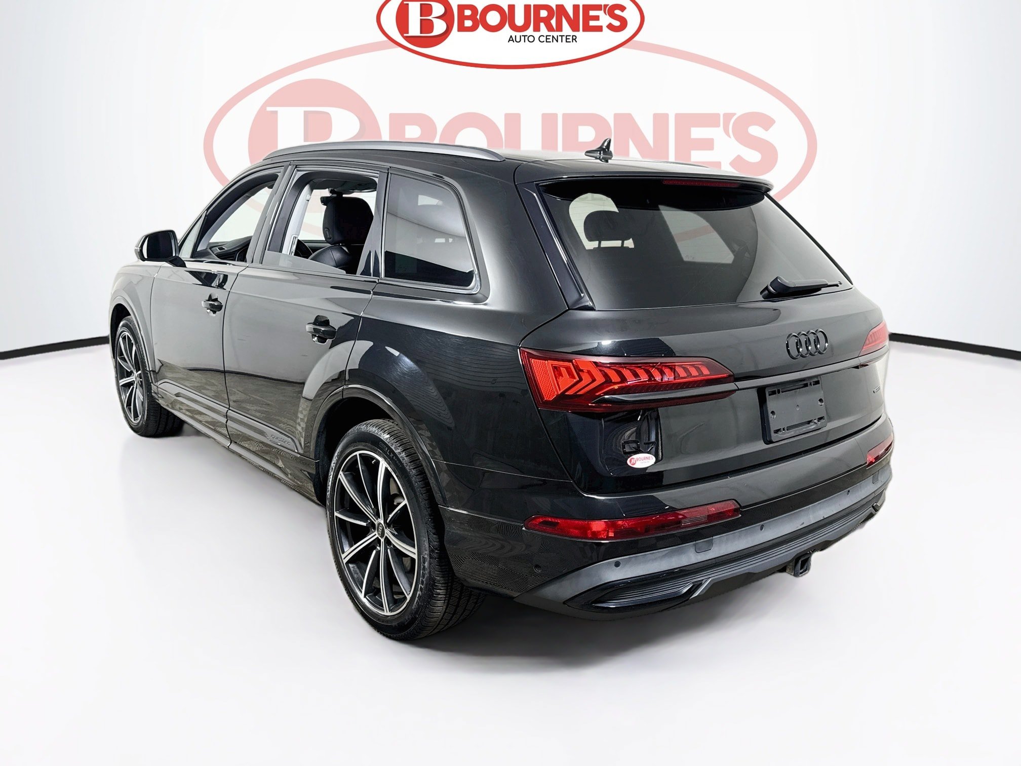 Used 2023 Audi Q7 3.0T Premium Plus w/ Premium Plus Package AWD/4WD image 9