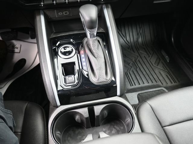 Used 2023 Chevrolet Colorado LT w/ LT Convenience Package III image 11