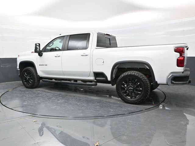 Used 2025 Chevrolet Silverado 2500 LT image 4