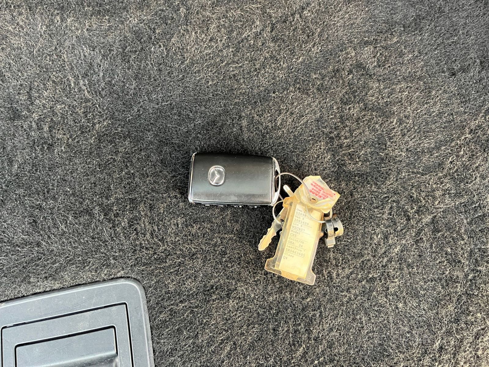 Used 2024 MAZDA CX-5 Carbon Edition image 22