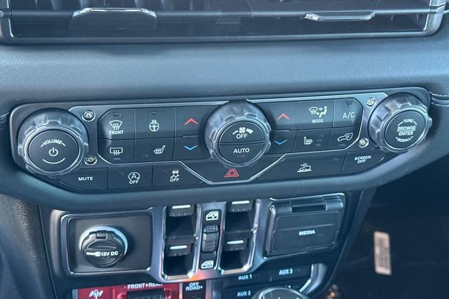 New 2026 Jeep Wrangler Unlimited Rubicon w/ Xtreme 35 Tire Package image 20