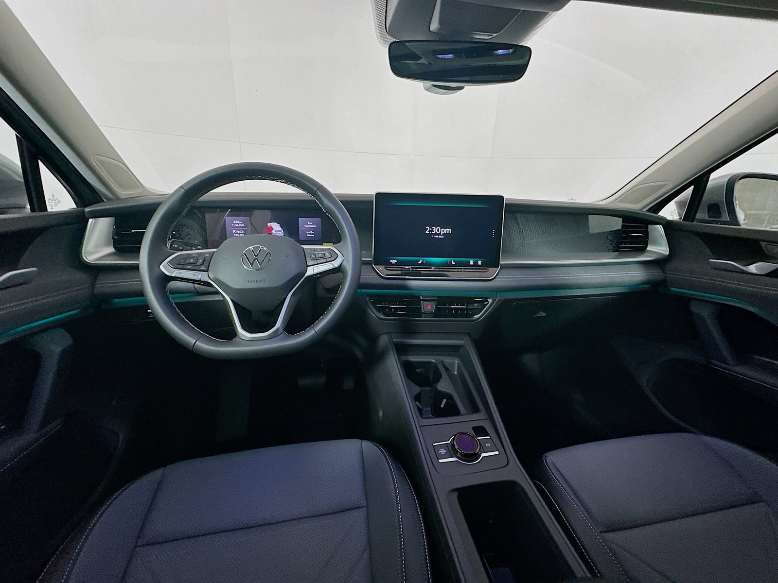 New 2026 Volkswagen Tiguan SE AWD/4WD image 19