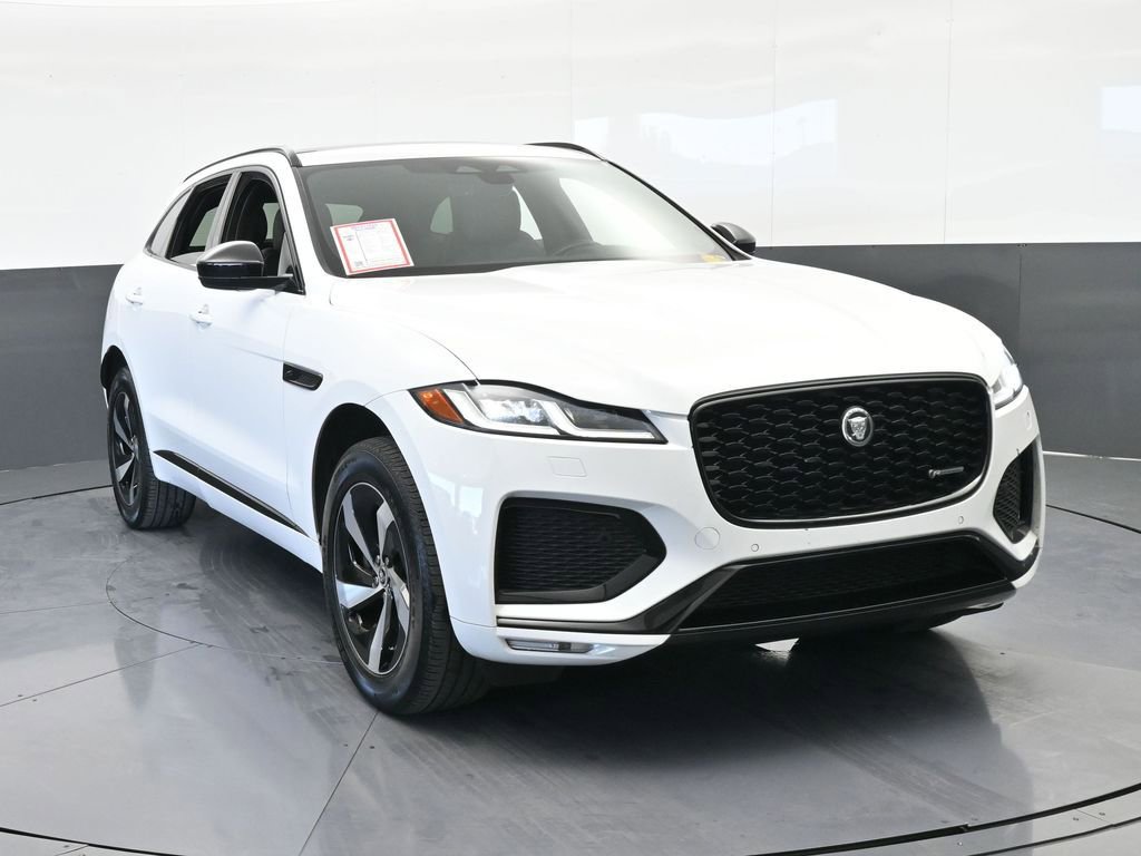 Used 2024 Jaguar F-PACE R-Dynamic S image 9