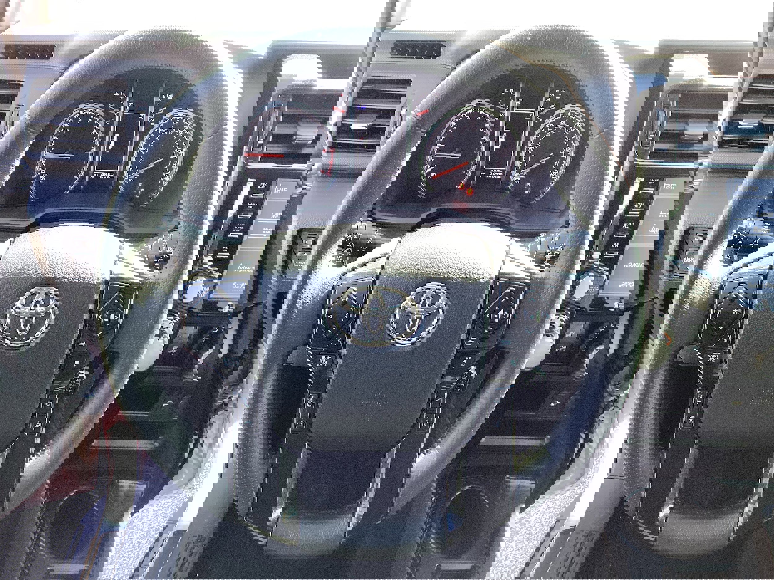 Used 2024 Toyota 4Runner TRD Off-Road image 16