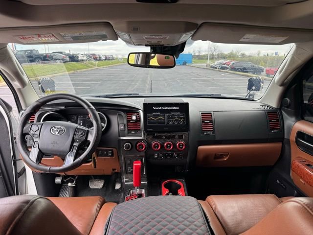 Used 2018 Toyota Sequoia Platinum image 21