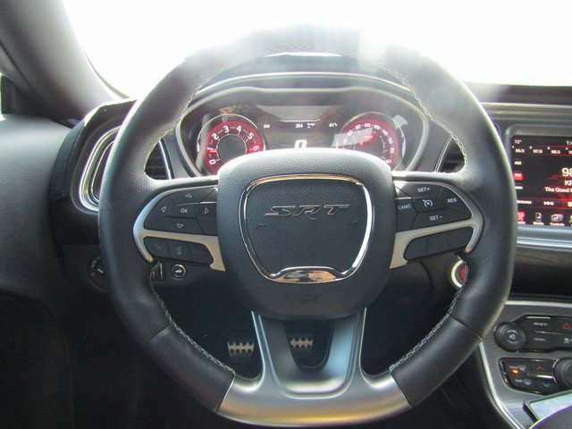 Used 2016 Dodge Challenger SRT Hellcat image 11