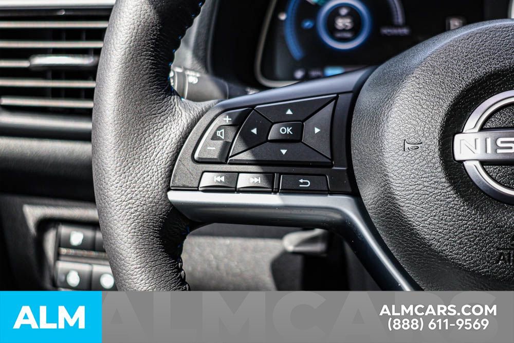 Used 2025 Nissan Leaf SV Plus image 34