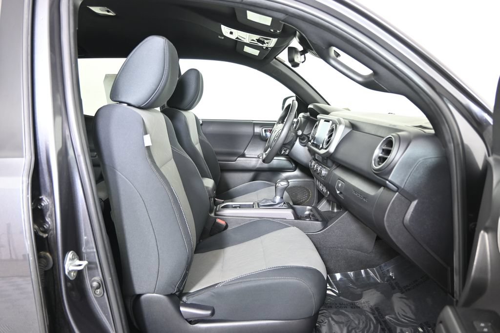 Used 2023 Toyota Tacoma TRD Off-Road AWD/4WD image 14