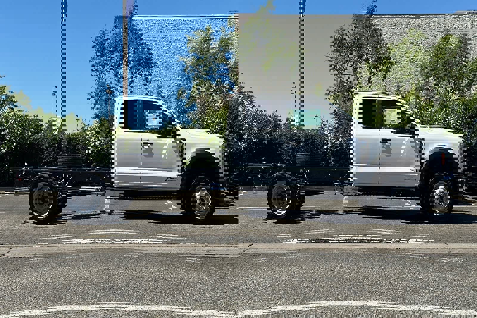 New 2026 Ford F450 4x4 SuperCab Super Duty image 8