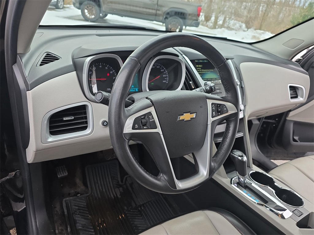 Used 2016 Chevrolet Equinox LTZ w/ Enhanced Convenience Package image 16