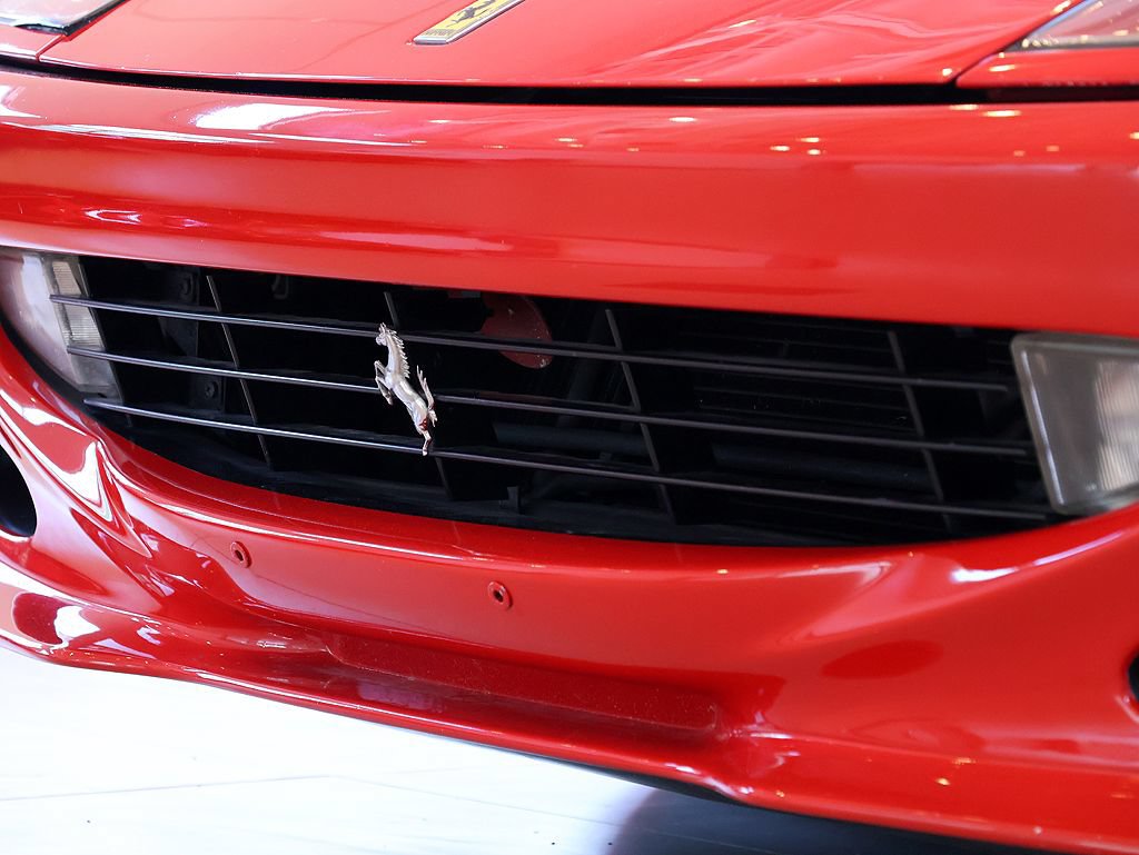 Used 1998 Ferrari 550 Maranello image 14