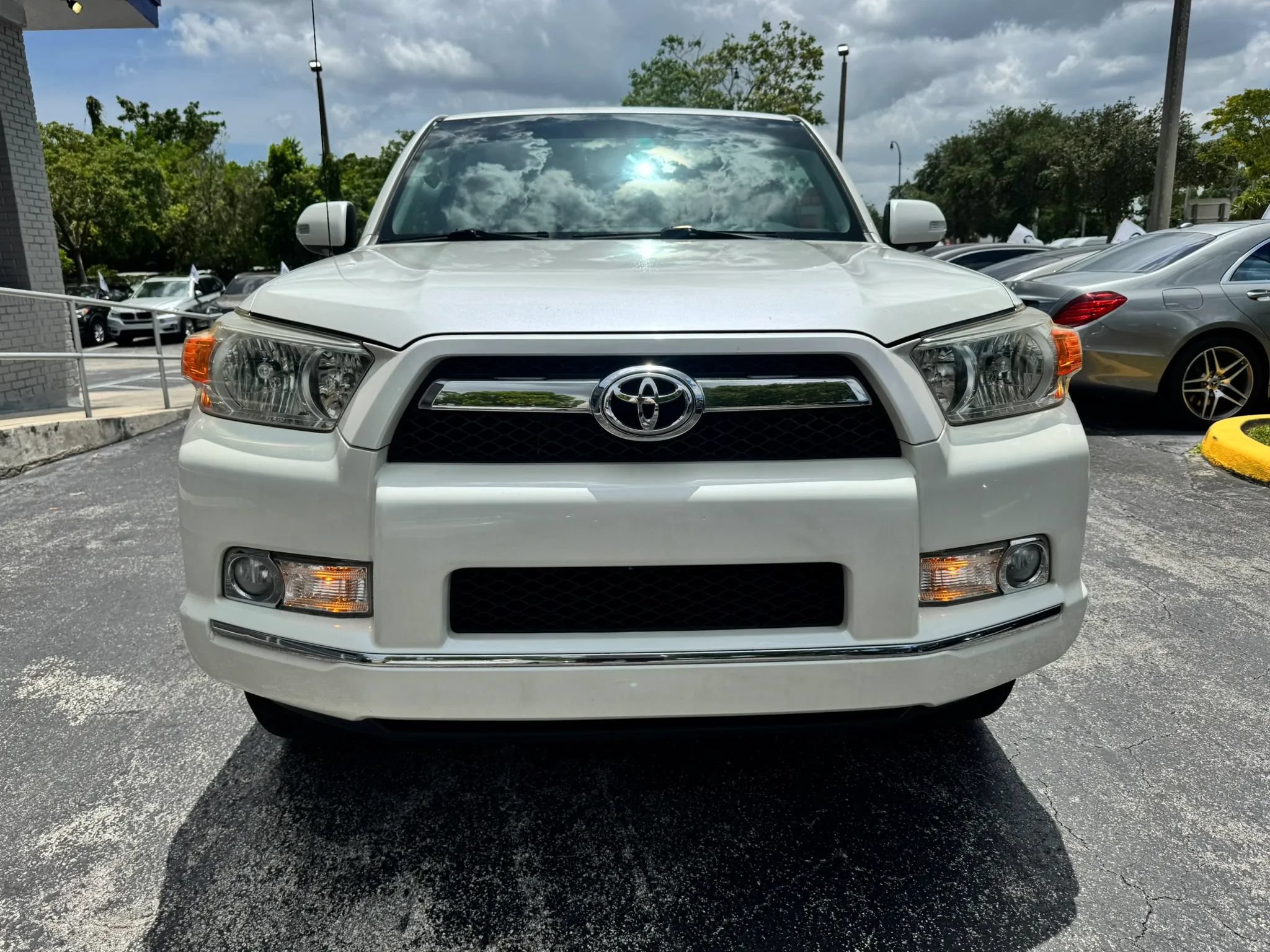 Used 2013 Toyota 4Runner Limited AWD/4WD image 5