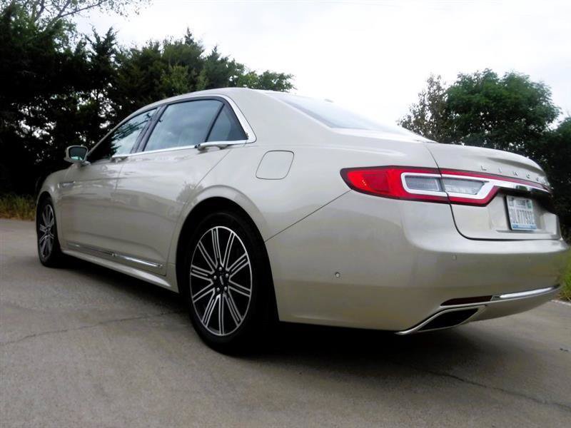 Used 2017 Lincoln Continental Reserve w/ Technology Package FWD image 10