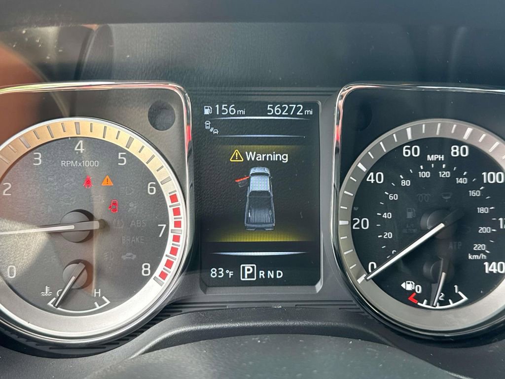 Used 2018 Nissan Titan SV w/ SV Convenience Package image 27