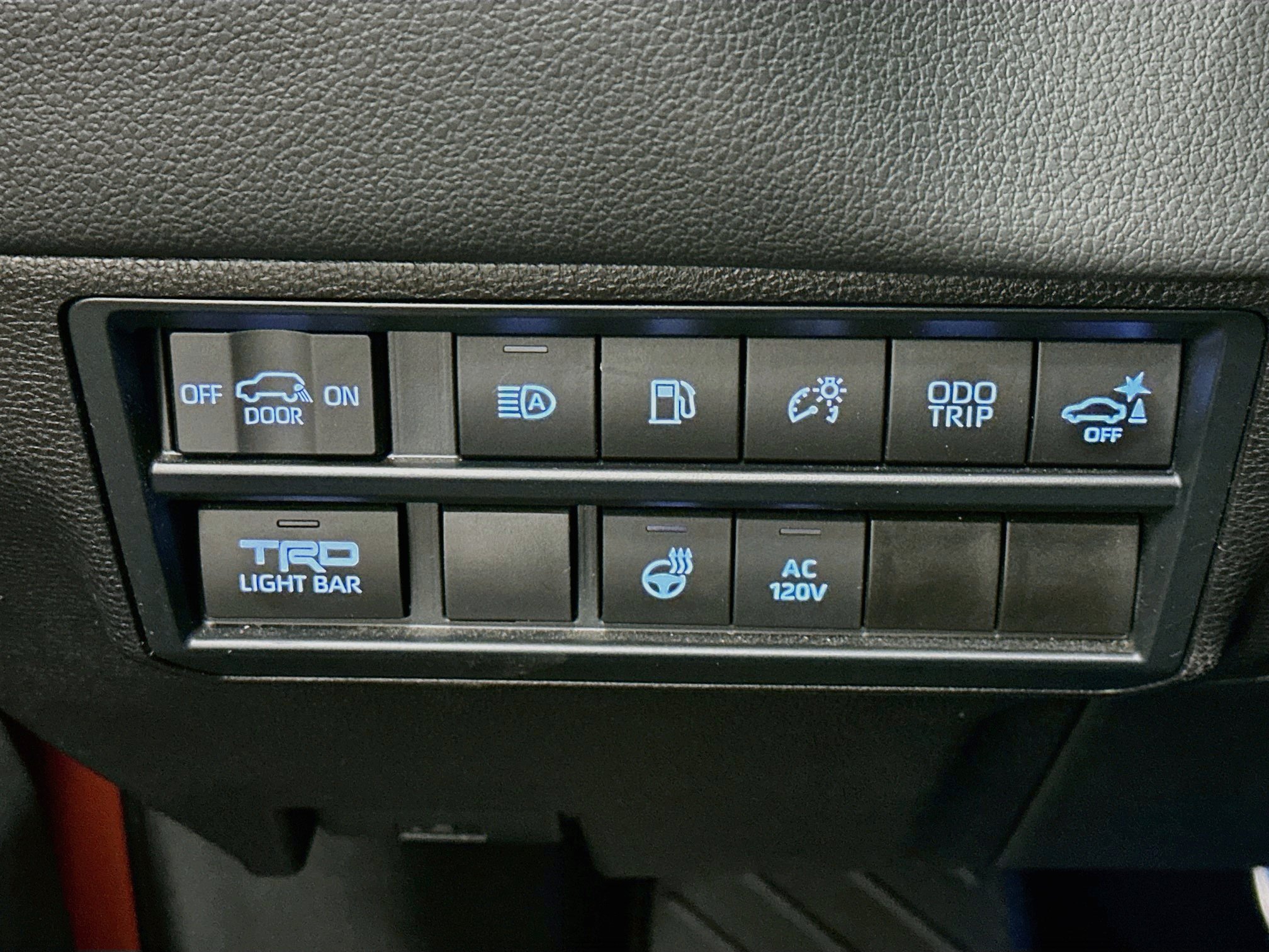 Used 2024 Toyota Sequoia TRD Pro AWD/4WD image 17