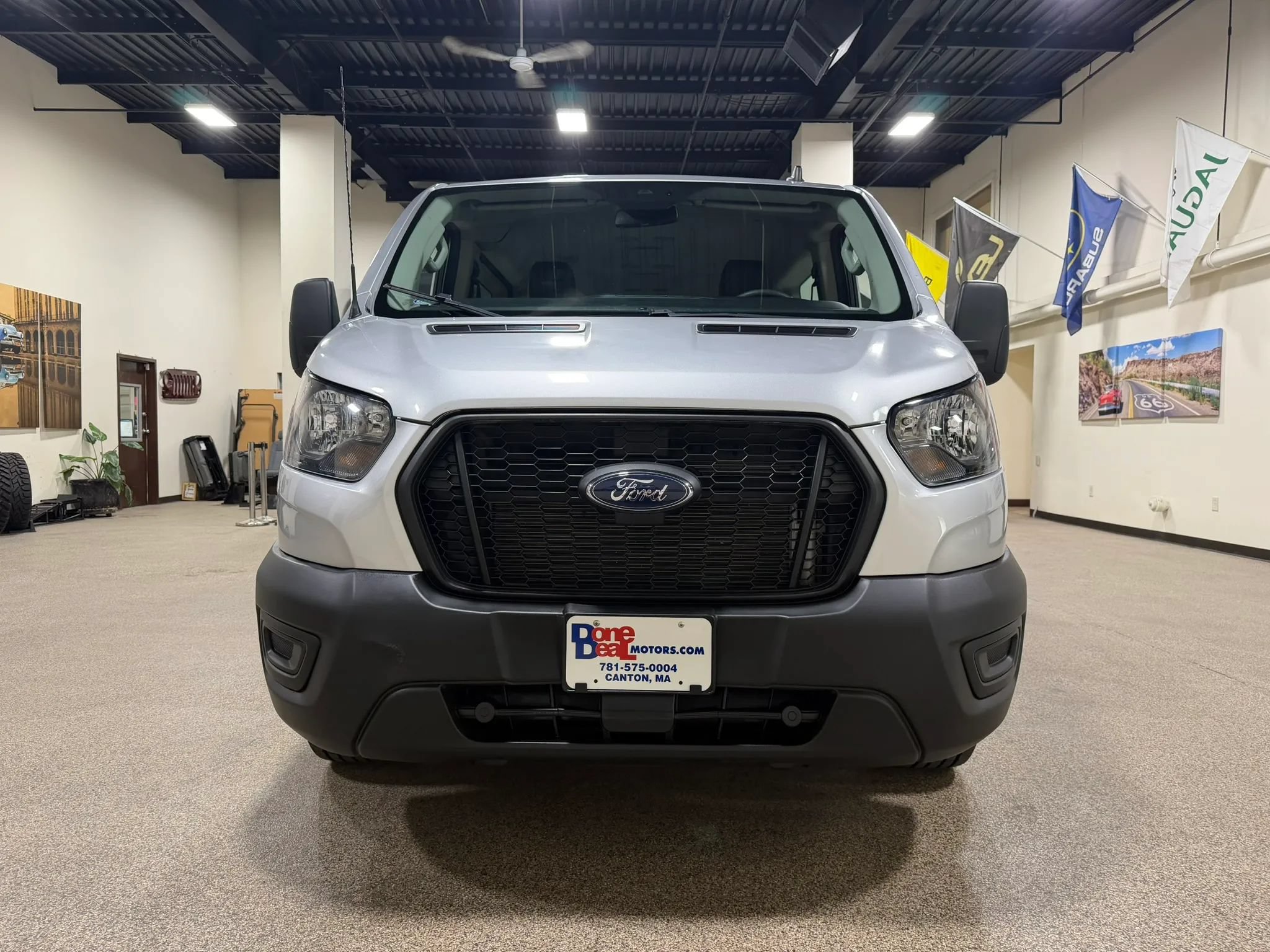 Used 2022 Ford Transit 350 XL RWD image 2