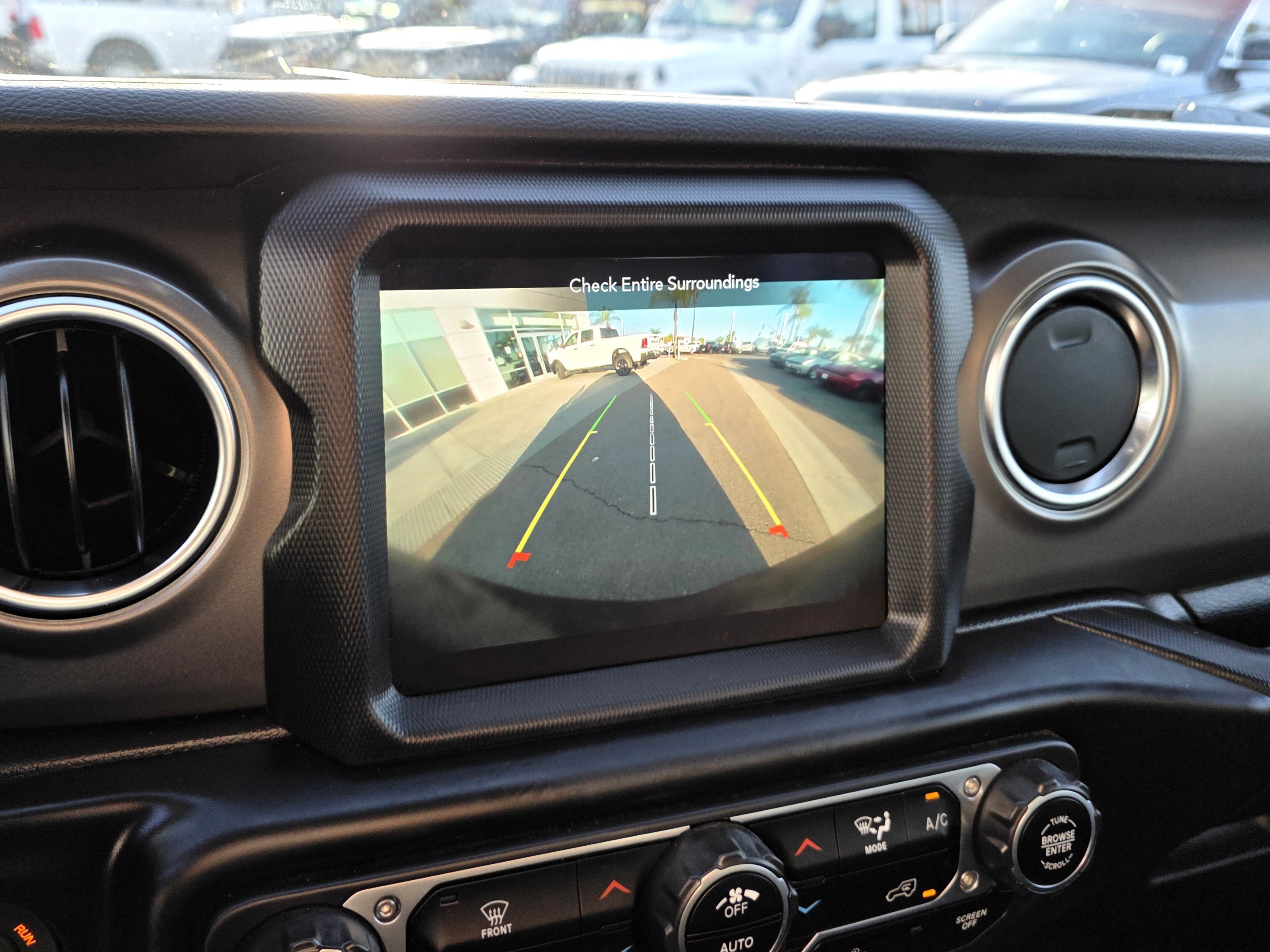 Certified 2023 Jeep Wrangler Unlimited Rubicon 4xe image 17