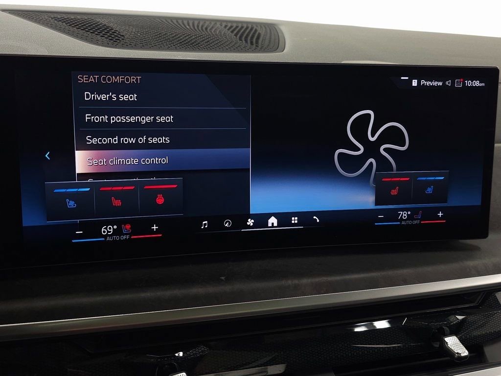 Used 2025 BMW X7 xDrive40i w/ Climate Comfort Package image 28