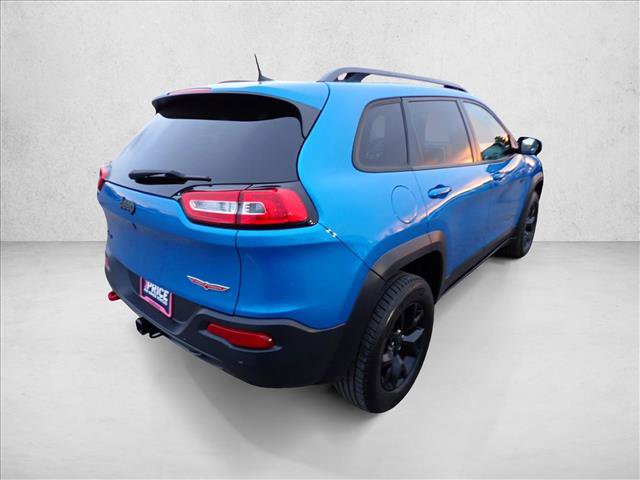 Used 2018 Jeep Cherokee Trailhawk w/ Cold Weather Group image 4