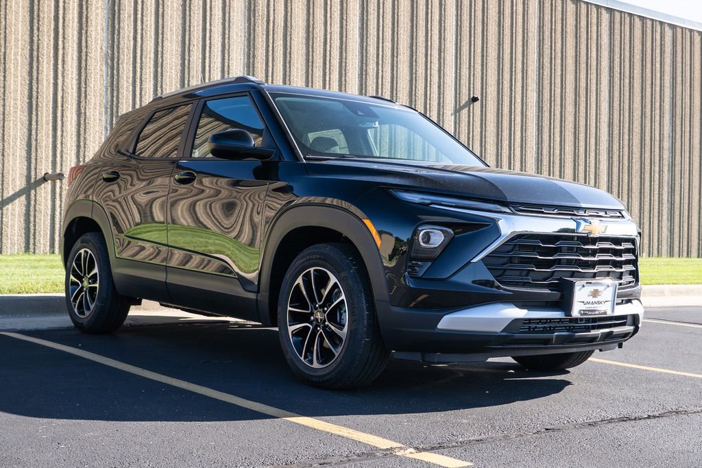 New 2026 Chevrolet TrailBlazer LT w/ Convenience Package image 2
