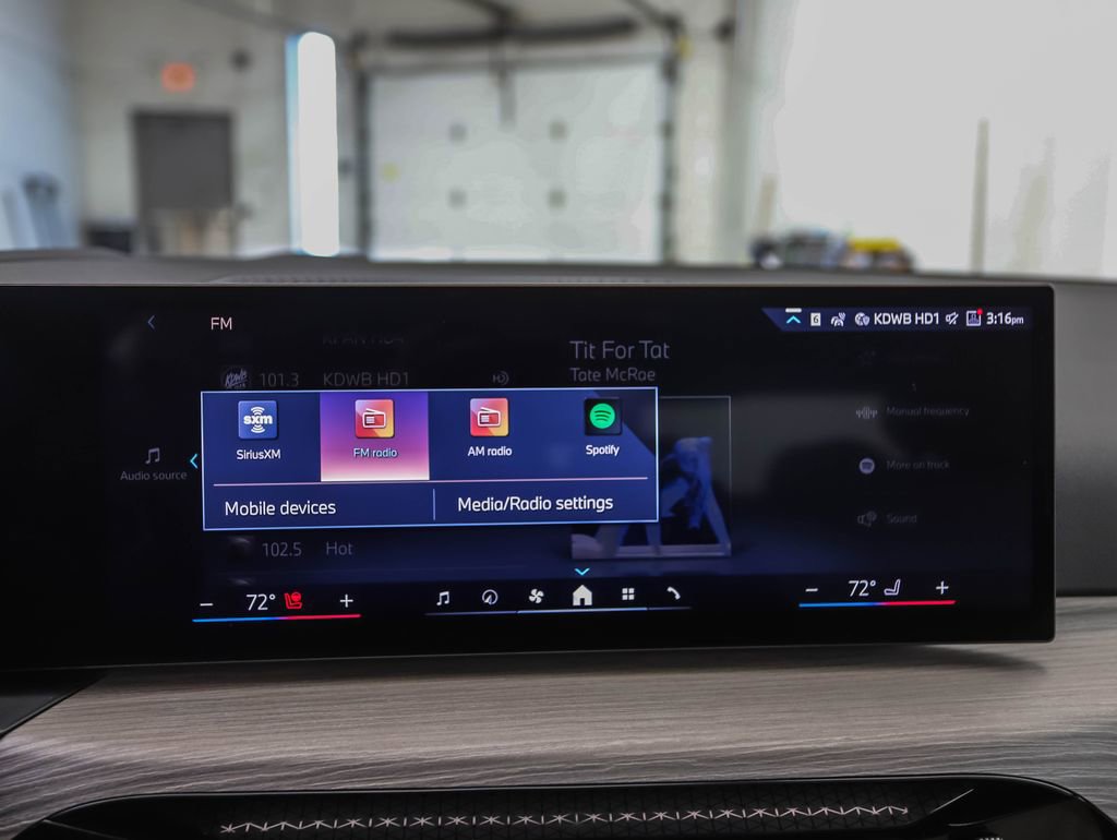 New 2026 BMW 330i xDrive Sedan w/ Premium Package image 17