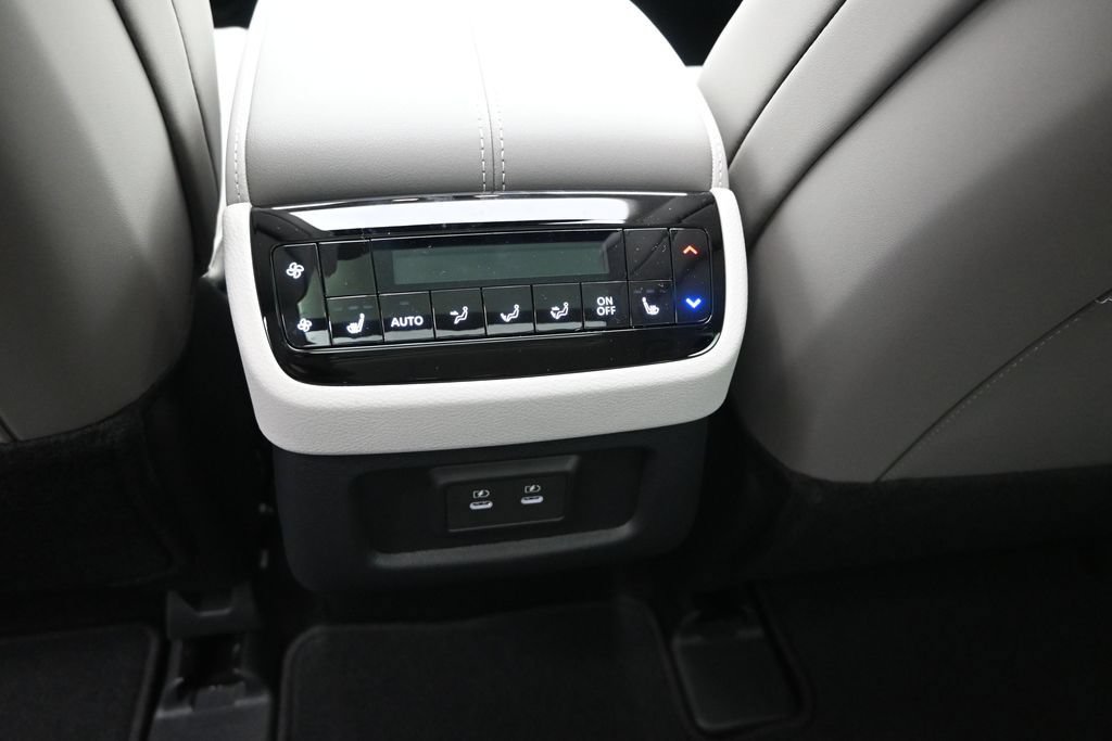 New 2027 INFINITI QX60 Luxe w/ Cargo Package FWD image 19