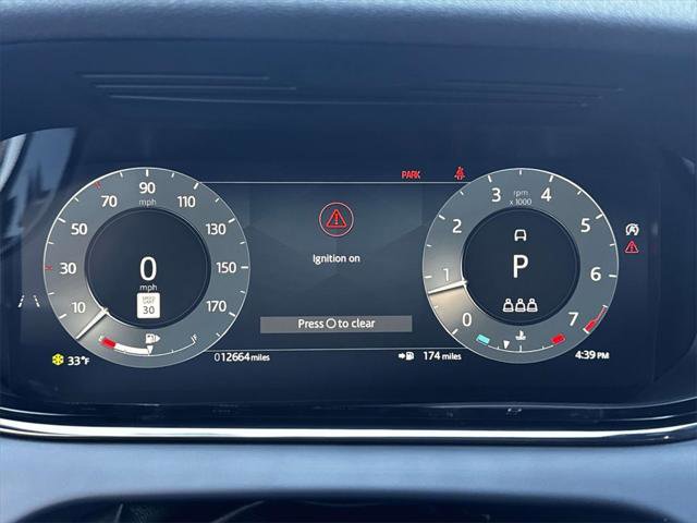 Used 2025 Land Rover Range Rover Evoque Dynamic SE image 24