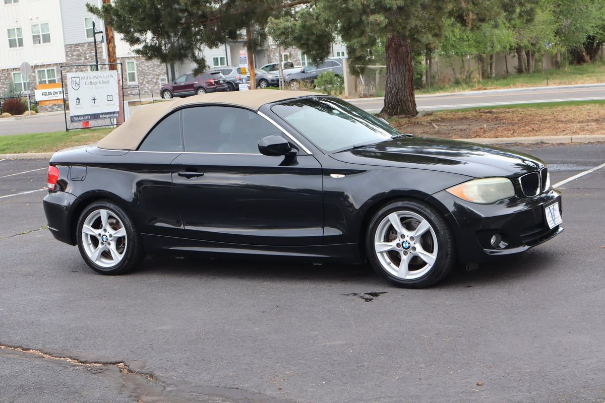 Used 2013 BMW 128i Convertible RWD image 2