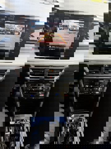 Certified 2025 Volkswagen Taos SEL image 21