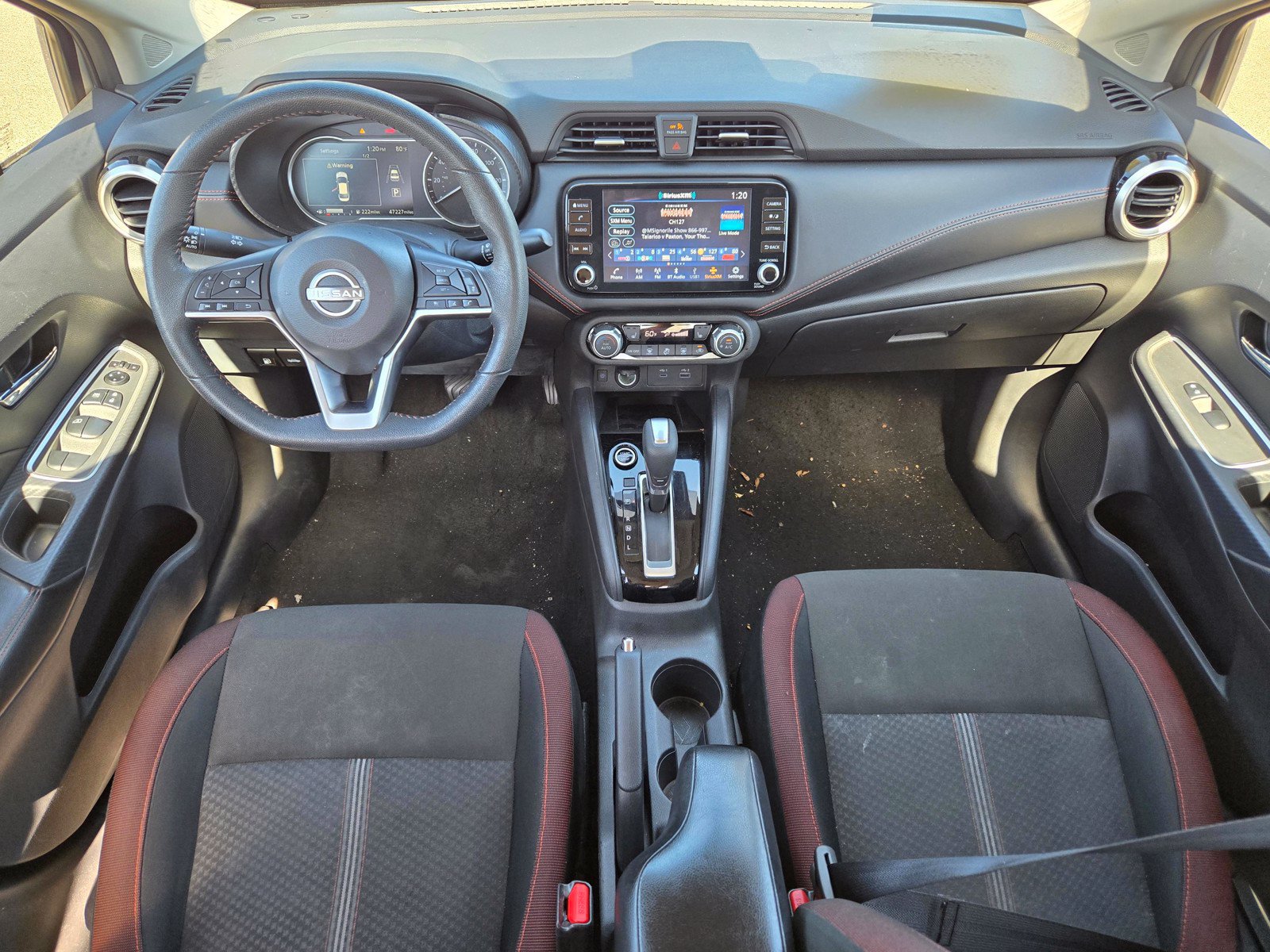 Used 2024 Nissan Versa SR FWD image 10