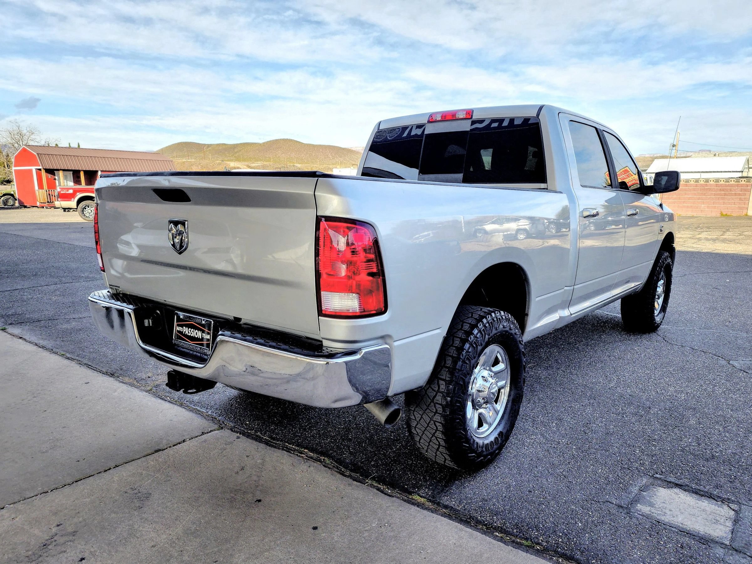 Used 2016 RAM 2500 SLT AWD/4WD image 5