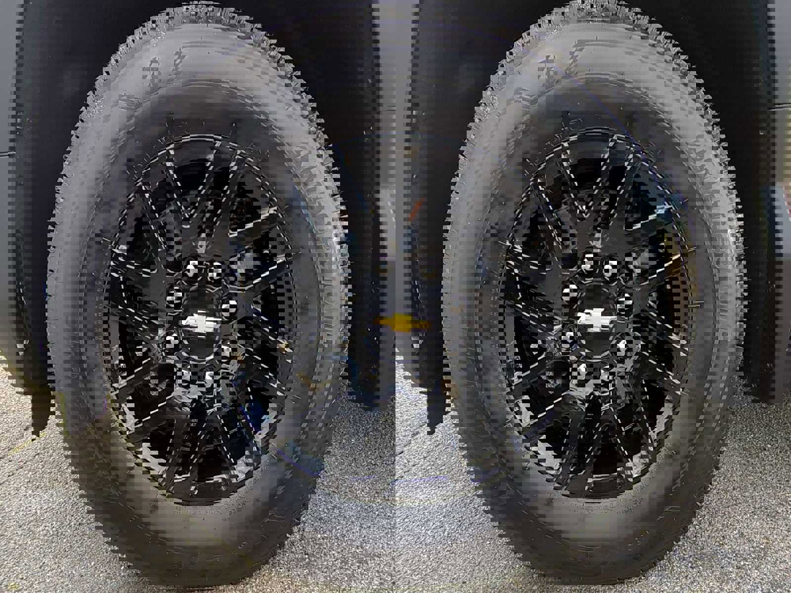 Used 2026 Chevrolet Silverado EV LT image 28