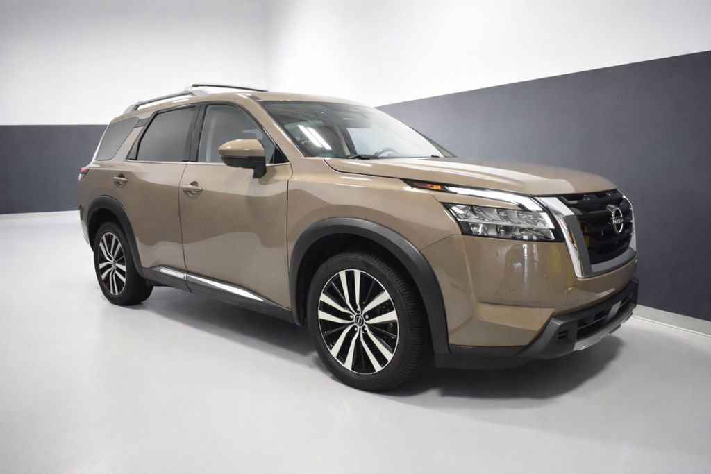 Certified 2023 Nissan Pathfinder Platinum image 7
