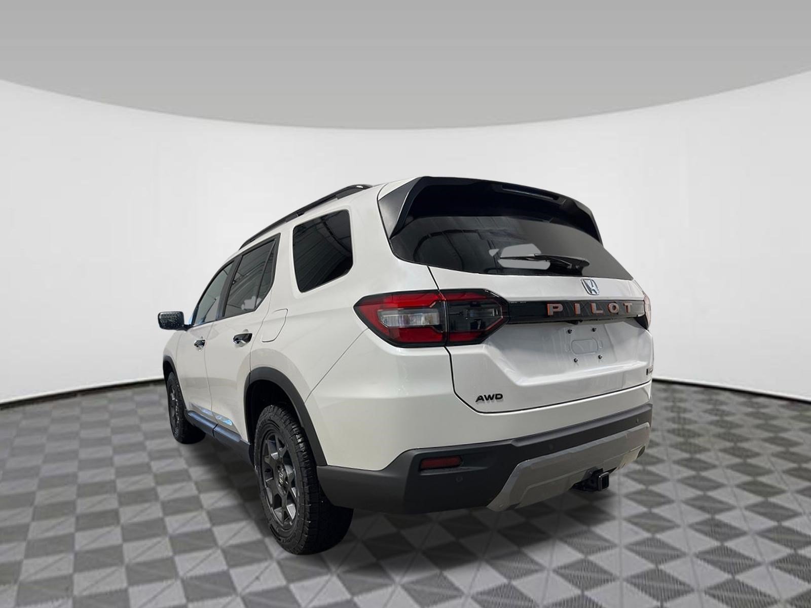 New 2026 Honda Pilot TrailSport image 4