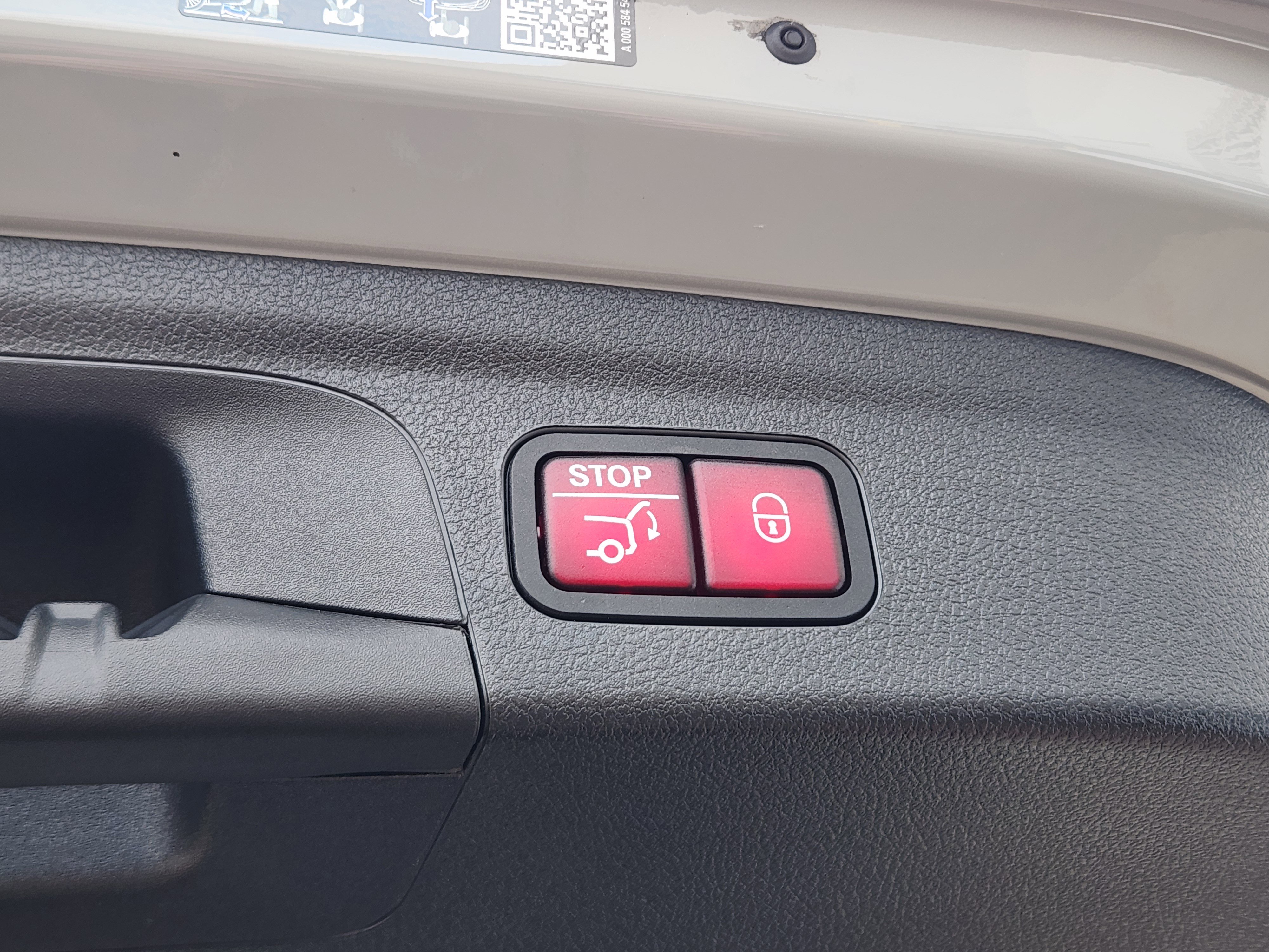 Used 2024 Mercedes-Benz GLE 450 4MATIC image 40