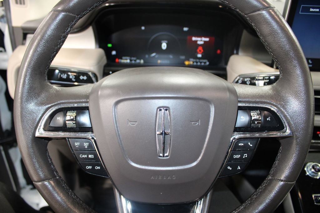 Used 2022 Lincoln Nautilus AWD w/ Premium Package image 37