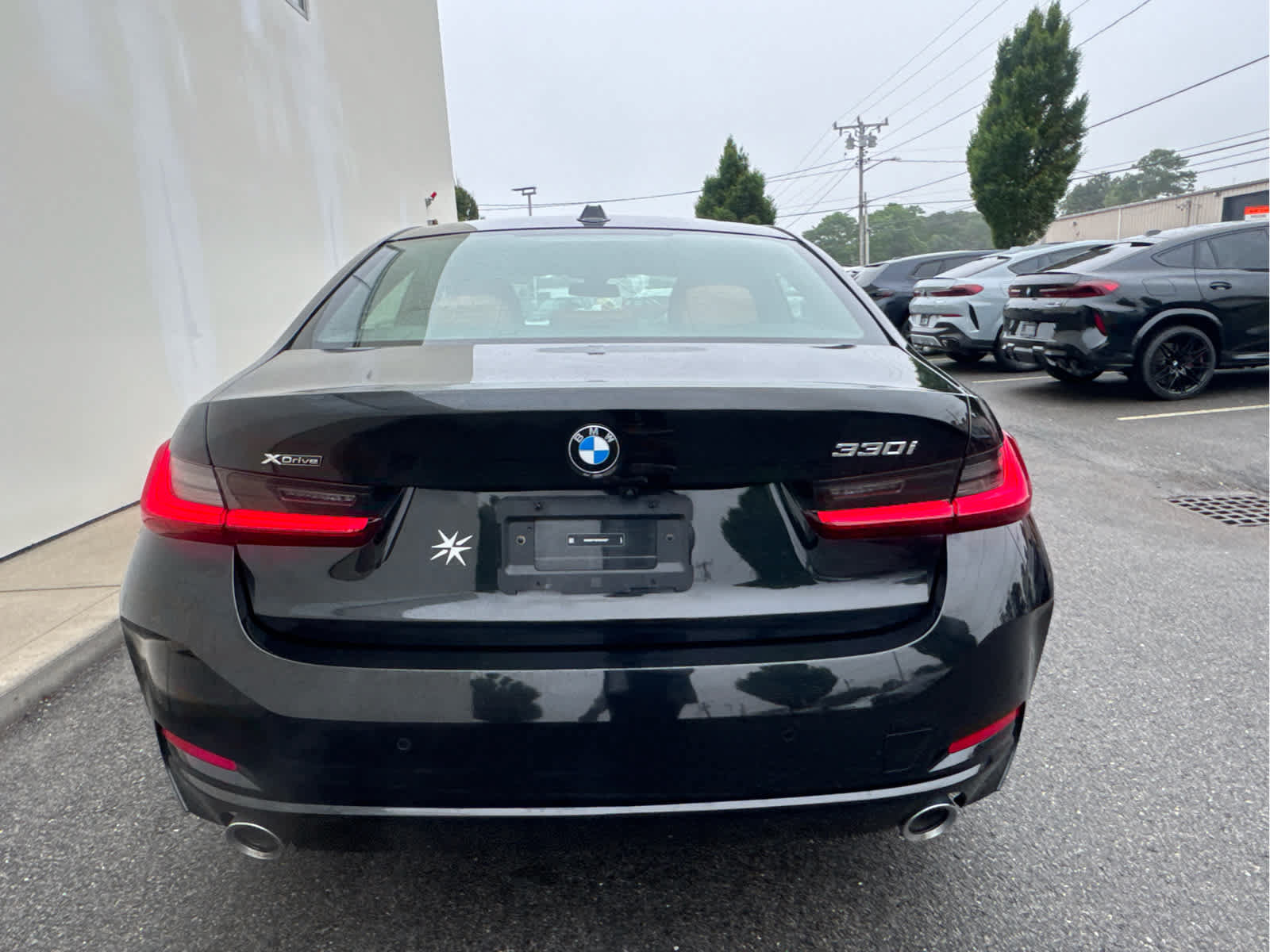 Certified 2023 BMW 330i xDrive Sedan w/ Premium Package AWD/4WD image 8
