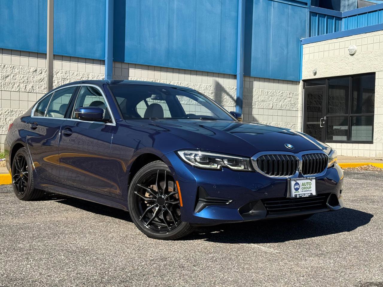Used 2020 BMW 330i xDrive Sedan AWD/4WD image 3