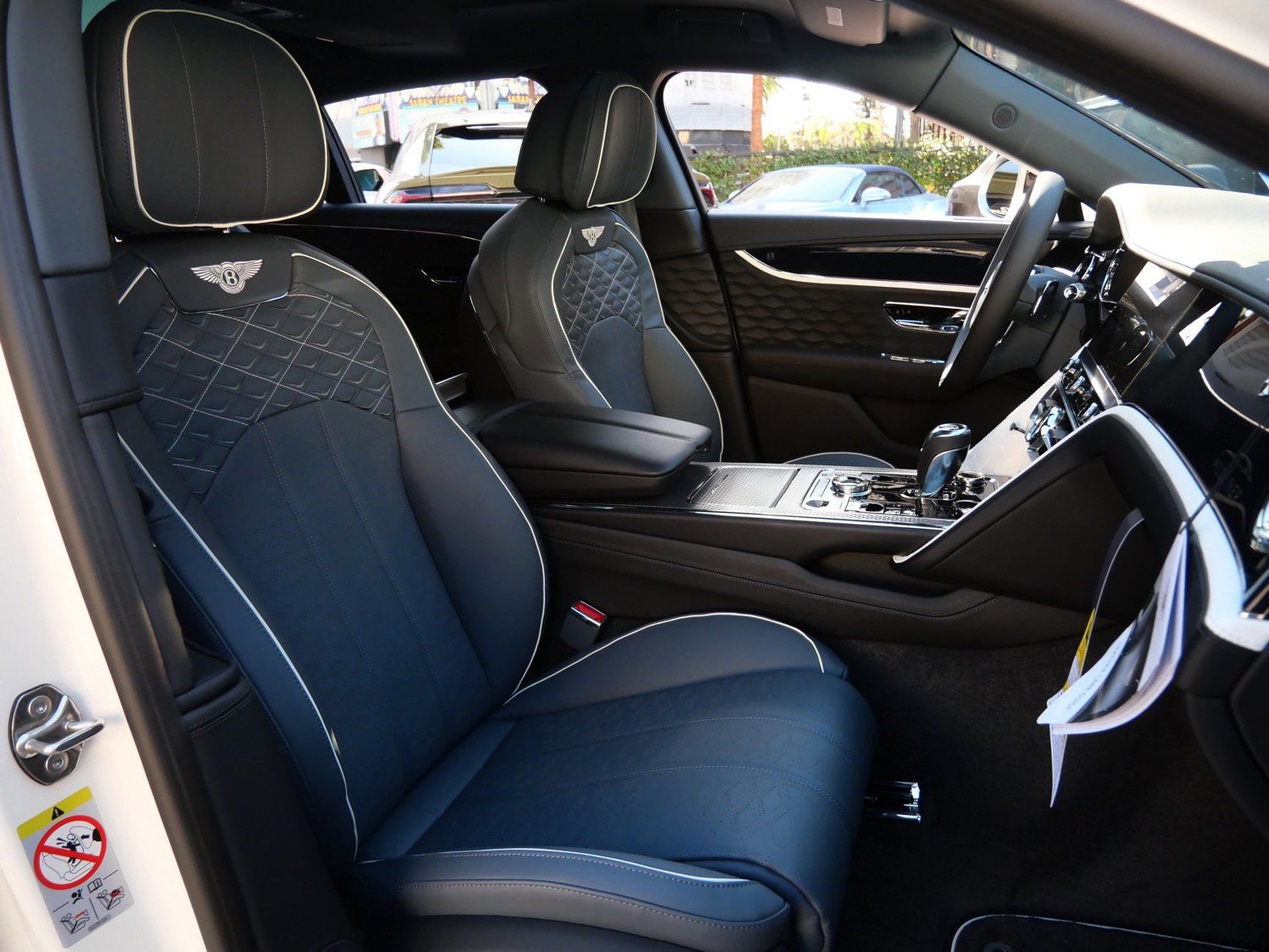 New 2026 Bentley Flying Spur Plug-In Hybrid AWD/4WD image 30