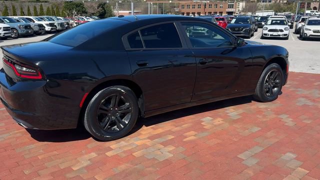 Used 2022 Dodge Charger SXT image 3