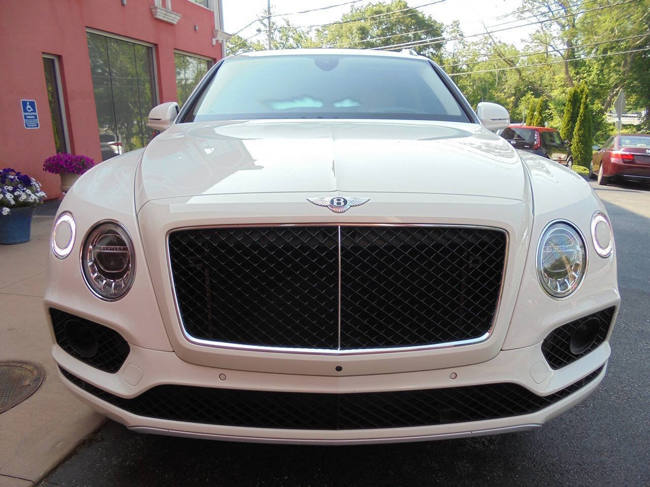 Used 2019 Bentley Bentayga AWD/4WD image 6