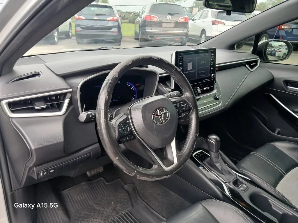 Used 2020 Toyota Corolla XSE FWD image 7